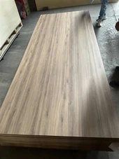 Tauler de paret de fusta de carbó de bambú